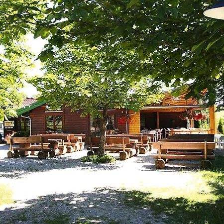 Ferienhaeuser Lauterdoerfle, Hayingen